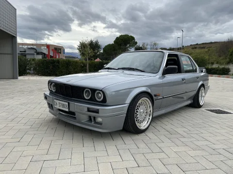 Foto BMW Serie 3 E30 1986 - 318 swap