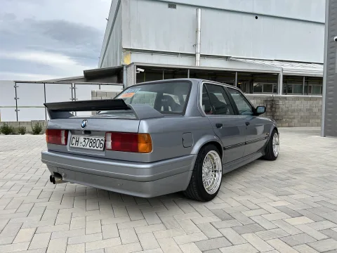 Foto BMW Serie 3 E30 1986 - 318 swap