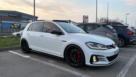 写真 Volkswagen Golf VII.5 2017 - Golf gti stage 3