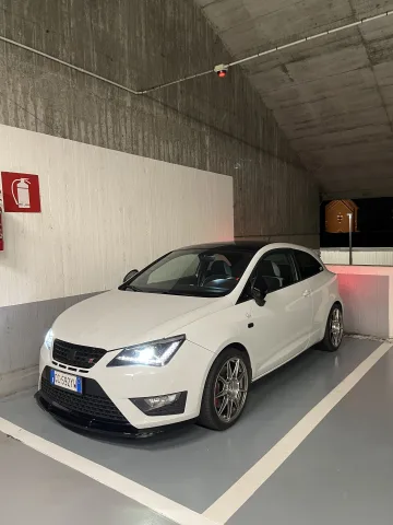 Foto Seat Ibiza 2016 - Seat Ibiza Cupra 1.8 TSI