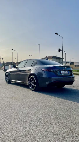 写真 Alfa Romeo Giulia 2020 - Alfa Romeo Giulia Veloce my20