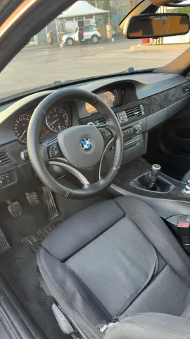 Foto BMW Serie 3 E90 2007 - 325i e90 manuale con autobloccante