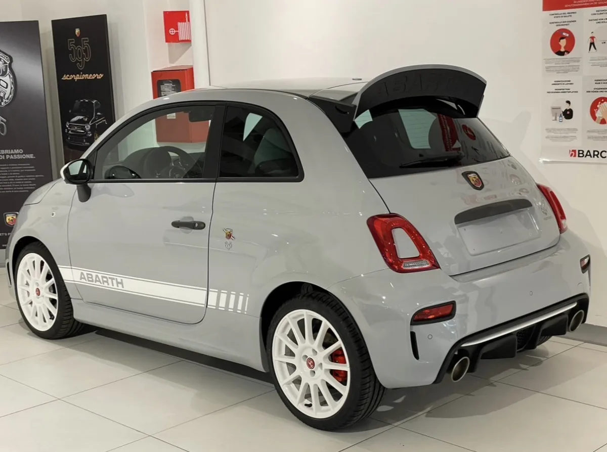695 esseesse