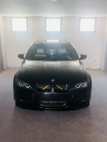 Foto BMW Serie 3 E90 2011 - BMW E91 Msport