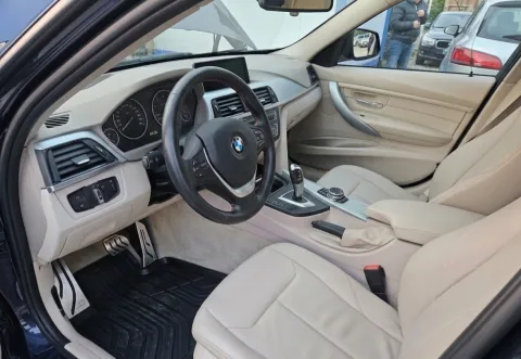 Foto BMW Serie 3 F30 2014 - Bmw 330d f31 stege3