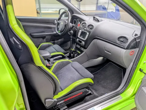 Foto Ford Focus 2009 - Focus RS MK2 Ultimate Green Mountune MR375