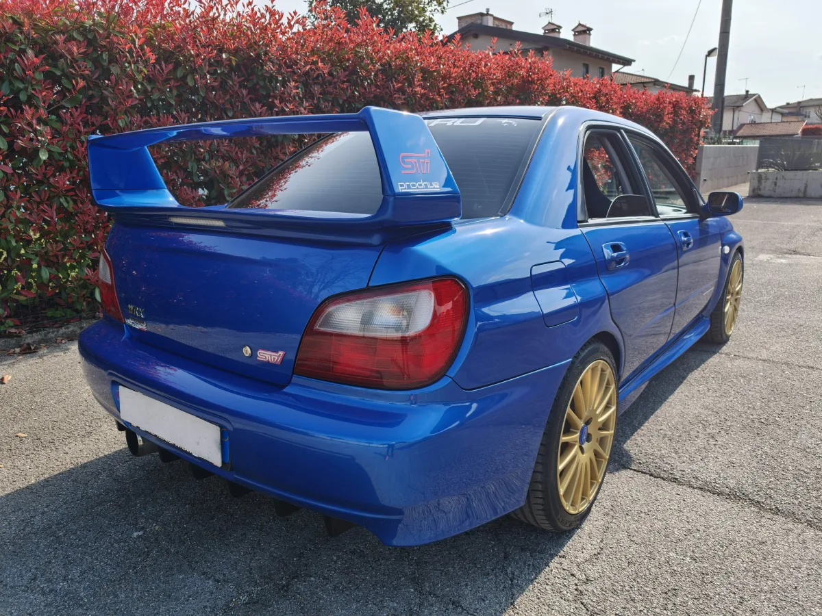 Subaru Impreza 2002 - Subaru Impreza 2,0 Turbo 4x4 Sti ( PRODRIVE )