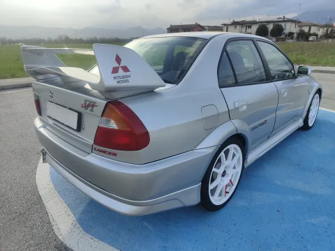 Foto Mitsubishi Lancer Evolution 1999 - Mitsubishi Lancer 2,0 Turbo 4x4 Evolution VI Gsr