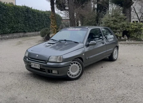 Foto Renault Clio 1995 - Renault Clio 1.8 16v 1995