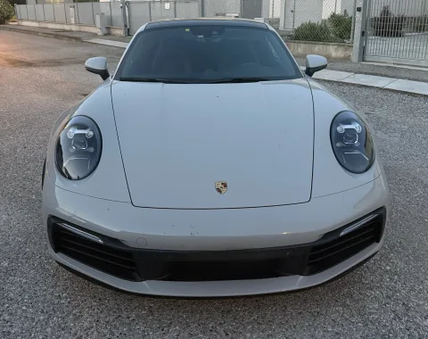 写真 Porsche 992 2020 - Porsche Carrera 992 cambio PDK