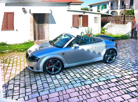 Photo Audi TT 2000 - Audi TT Roadster UNICA