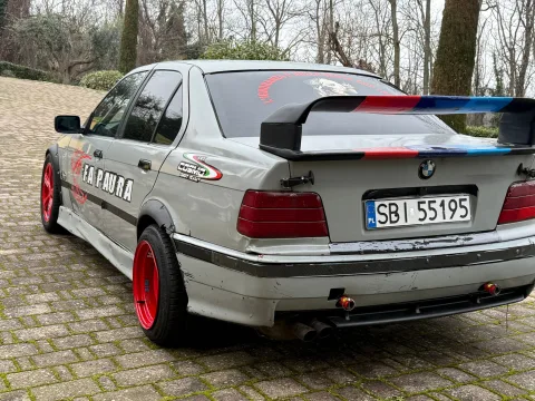Foto BMW Serie 3 E36 1996 - BMW 320i  ( E36 ) Preparata per DRIFT ( Pronta gara )