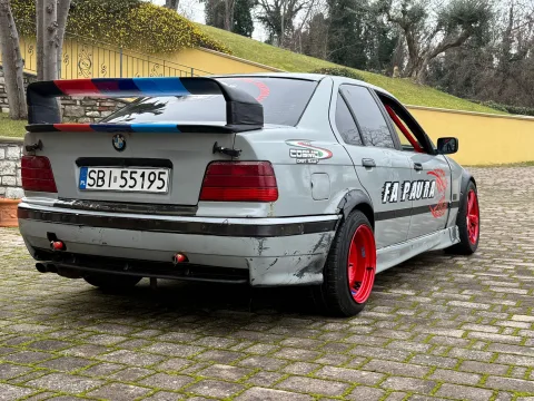 Foto BMW Serie 3 E36 1996 - BMW 320i  ( E36 ) Preparata per DRIFT ( Pronta gara )