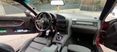 Foto BMW Serie 3 E36 1994 - BMW E36 325 i coupé