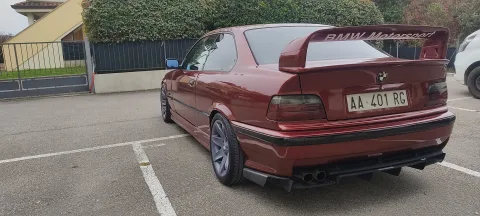Foto BMW Serie 3 E36 1994 - BMW E36 325 i coupé