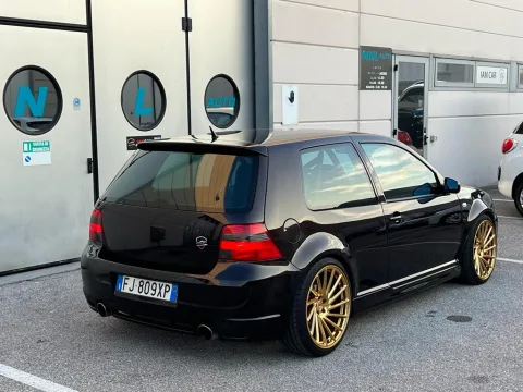 Photo Volkswagen Golf IV 2002 - VW GOLF 4 R32