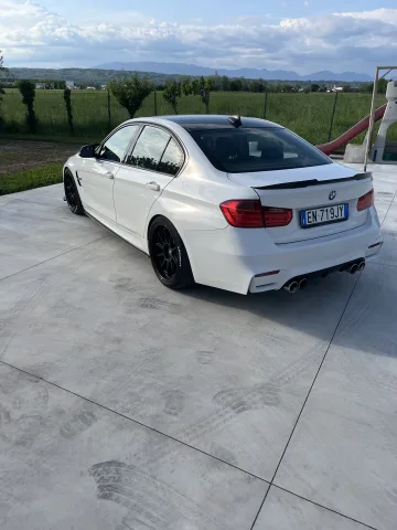 Foto BMW Serie 3 F30 2012 - BMW 328i F30