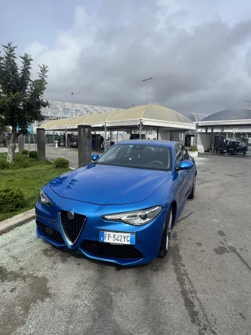 写真 Alfa Romeo Giulia 2018 - Alfa giulia veloce