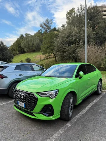 Foto Audi Q3 Sportback 2023 - Vendesi audi q3 Sportback s line edition Quattro