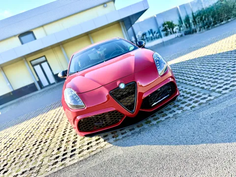 写真 Alfa Romeo Giulietta 2012 - Alfa Romeo Giulietta stage3