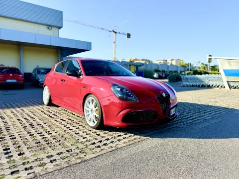 写真 Alfa Romeo Giulietta 2012 - Alfa Romeo Giulietta stage3