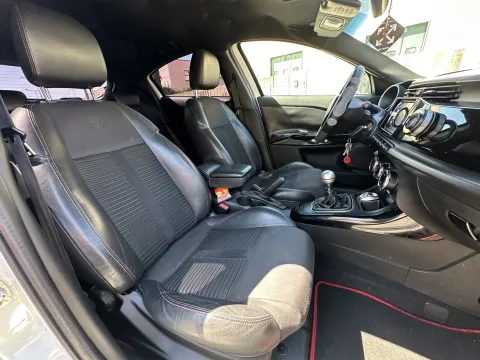 Foto Alfa Romeo Giulietta 2010 - Alfa Romeo Giulietta