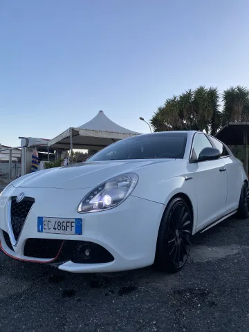 Foto Alfa Romeo Giulietta 2010 - Alfa Romeo Giulietta