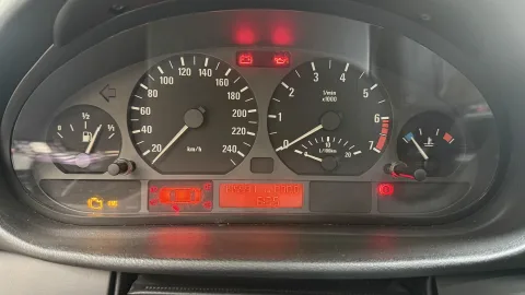 Foto BMW Serie 3 E46 2001 - BMW Serie 3 316ti Compact E46 – 1.8 Benzina – 145.000 km