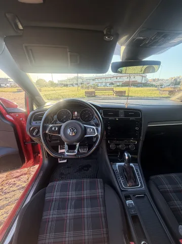 Foto Volkswagen Golf VII.5 2017 - Volkswagen Golf GTI 7.5 stage 3