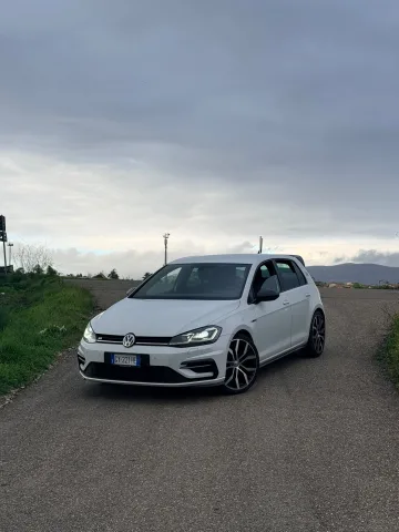 Foto Volkswagen Golf VII.5 2017 - Golf 7.5 2.0 tdi stage 1