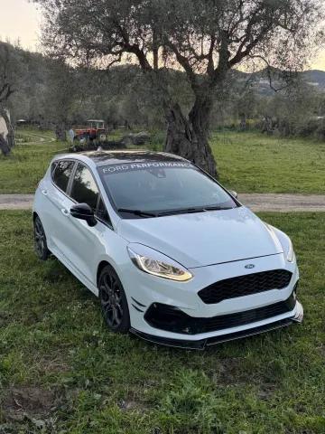 Foto Ford Fiesta 2018 - Fiesta mk8 ST-Line