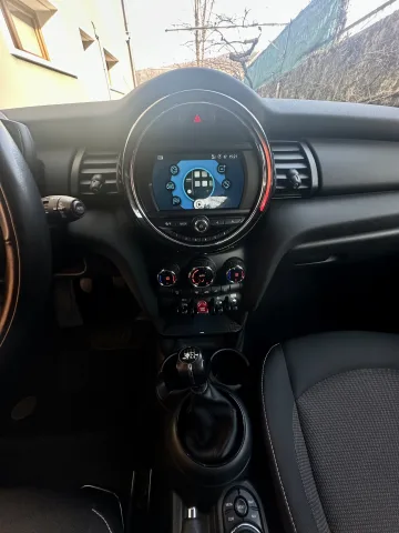 Foto Mini Mini 2019 - Mini Cooper One D 5 porte