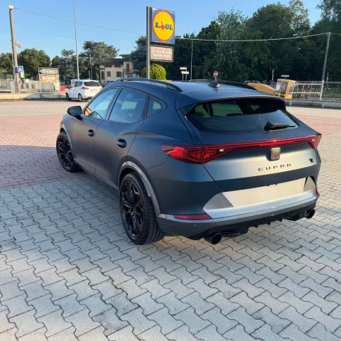 写真 Seat Tarraco 2023 - Cupra Formentor VZ 2.0 tsi 245cv