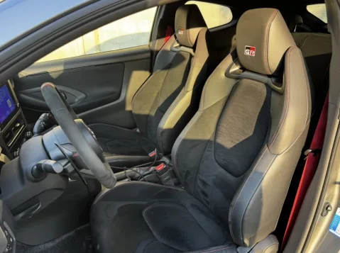 Foto Toyota Yaris GR 2024 - Yaris GR con mods super premium
