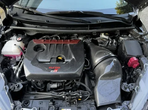 Foto Toyota Yaris GR 2024 - Yaris GR con mods super premium