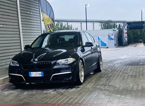 Foto BMW Serie 5 F10 2016 - BMW serie5 528 Xi