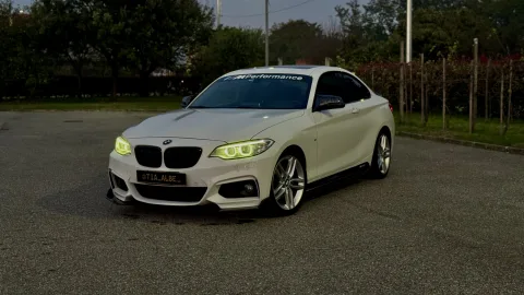 Foto BMW Serie 2 F22 2014 - Bmw serie 2 tenuto da amatore