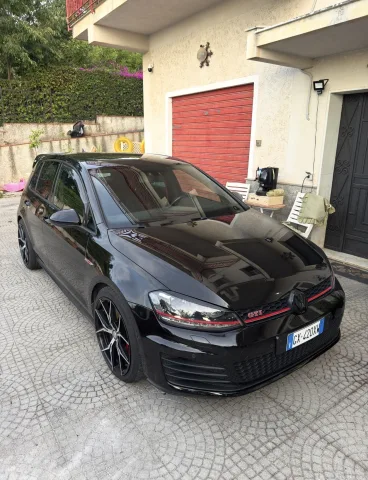 Foto Volkswagen Golf VII 2016 - GTI 7 Performance