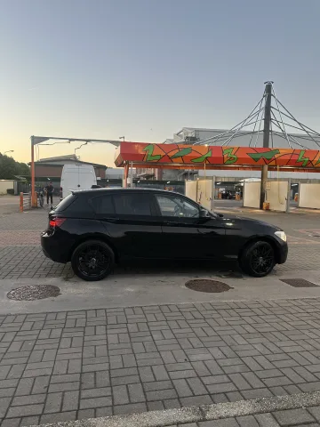 Foto BMW Serie 1 F20 2014 - BMW serie 1 114i 200 cv