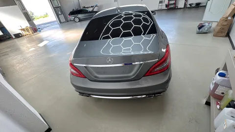 写真 Mercedes CLS 2011 - CLS500 4.7 V8 BI-TURBO