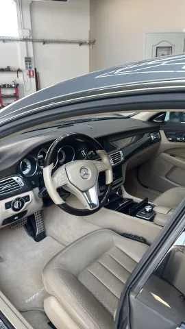 写真 Mercedes CLS 2011 - CLS500 4.7 V8 BI-TURBO