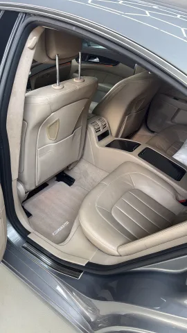 写真 Mercedes CLS 2011 - CLS500 4.7 V8 BI-TURBO