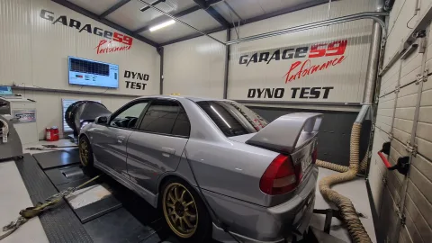 Foto Mitsubishi Lancer Evolution 1996 - Lancer Evolution 4