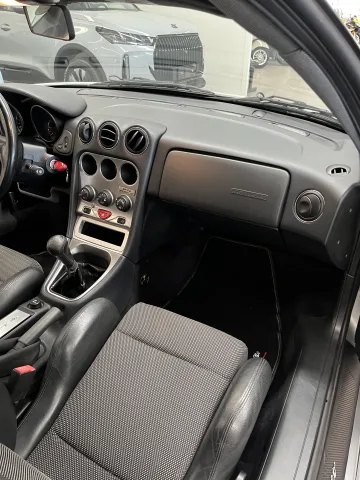 Foto Alfa Romeo GTV 2001 - Versione CUP LIMITED EDITION