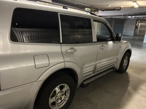 写真 Mitsubishi Pajero 2000 - Mitsubishi pajero 3.2 did wagon