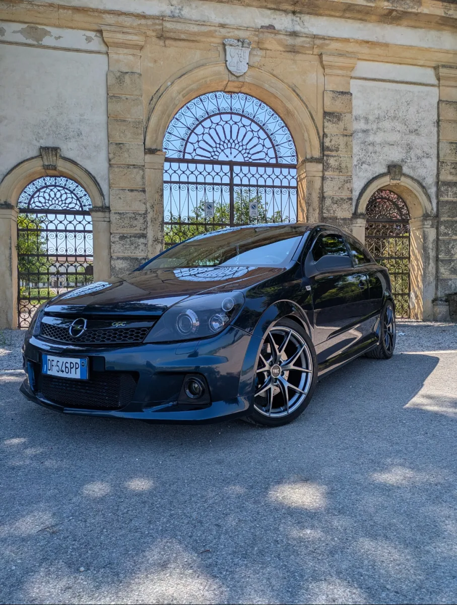 Opel Astra 2007 - Astra H OPC