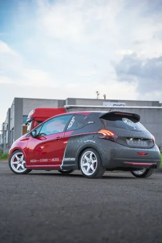 Foto Peugeot 208 2014 - PEUGEOT 208 GTI