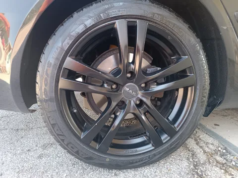 Photo Škoda Octavia 2011 - Skoda Octavia SW all black