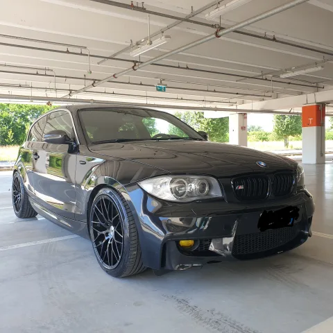 Foto BMW Serie 1 E87 2008 - Bmw E81 130i
