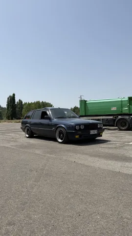 Foto BMW Serie 3 E30 1990 - BMW 318I E30 Touring